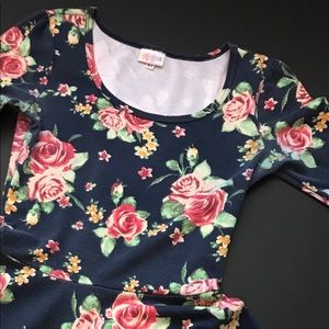 XS Lularoe nicole